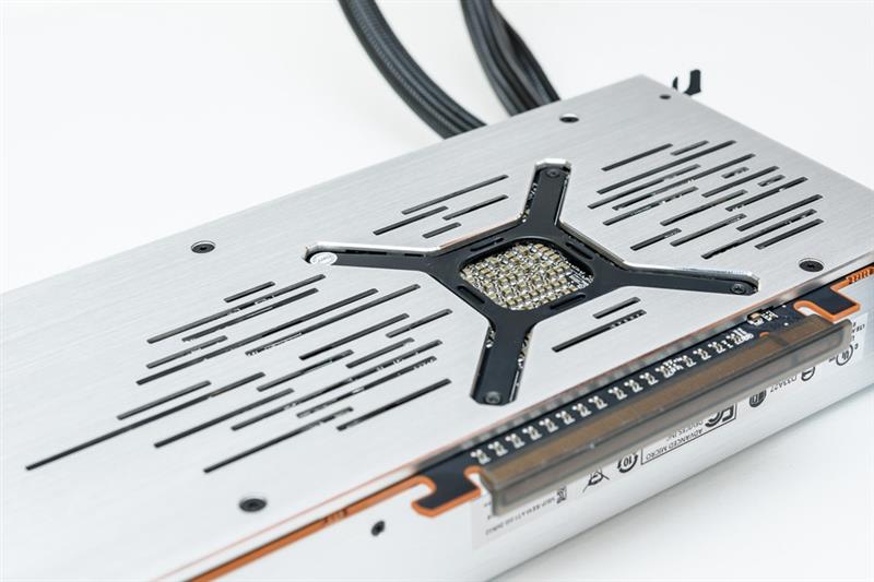 AMD RX Vega 64 water cooling deepest test