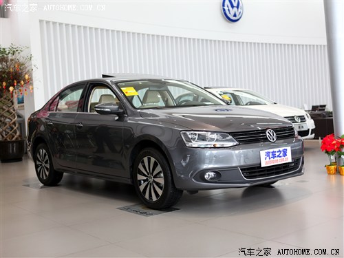 Volkswagen FAW-Volkswagen Sagitar 2012 1.8TSI Automatic Basic Model